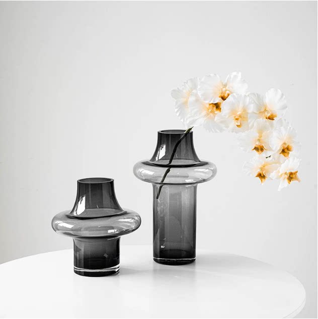 Handmade Blown Ring-Accented Glass Vase | Modern Artistic Centerpiece & Custom Color Floral Decor - 图片 5